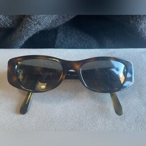 Salvatore Ferragamo women’s sunglasses. Tortoiseshell.